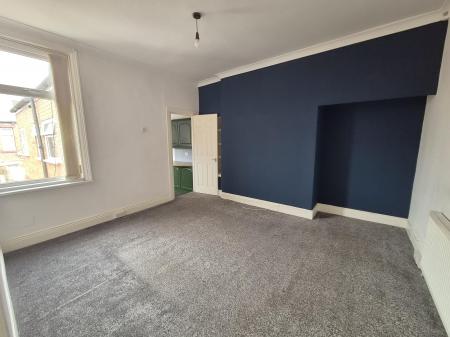 2 bedroom Flat to let in Crofton Street, South Shields, NE34