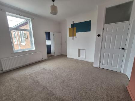 3 bedroom Flat to let in Lord Street, South Shields, NE33