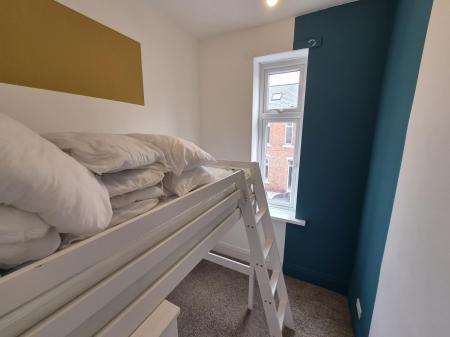3 bedroom Flat to let in Lord Street, South Shields, NE33