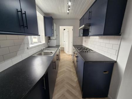 3 bedroom Flat to let in Lord Street, South Shields, NE33
