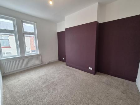 3 bedroom Flat to let in Lord Street, South Shields, NE33