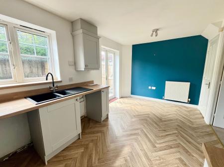 3 bedroom Semi-detached house to let in Housesteads Gardens, Longbenton, NE12