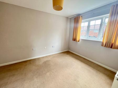 3 bedroom Semi-detached house to let in Housesteads Gardens, Longbenton, NE12