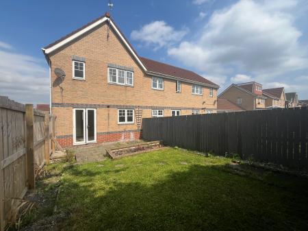 3 bedroom Semi-detached house to let in Housesteads Gardens, Longbenton, NE12