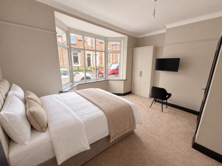 6 bedroom House of Multiple Occupation to let in Carlyon Street, Sunderland, SR2