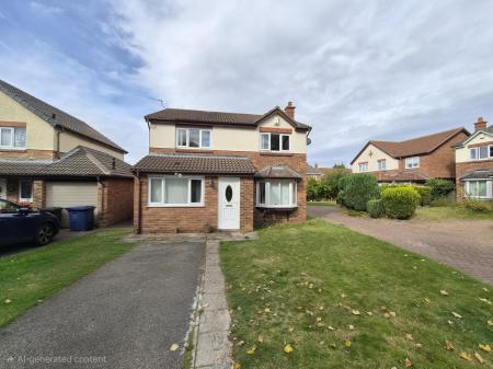 4 bedroom Flat to let in Haversham Place, Benton, Newcastle upon Tyne, NE7