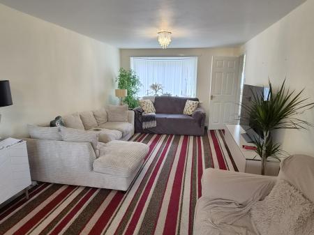 4 bedroom Flat to let in Haversham Place, Benton, Newcastle upon Tyne, NE7