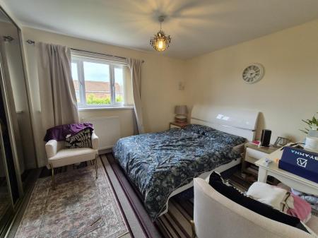 4 bedroom Flat to let in Haversham Place, Benton, Newcastle upon Tyne, NE7