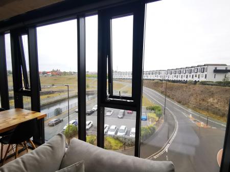2 bedroom Flat to let in Smokehouse 2, North Tyneside, NE29