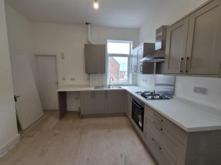 3 bedroom Flat to let in Trajan Street, South Shields, NE33