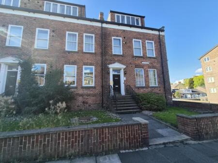 1 bedroom Flat to let in The Avenue, Sunderland, SR2