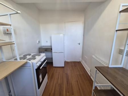 1 bedroom Flat to let in The Avenue, Sunderland, SR2