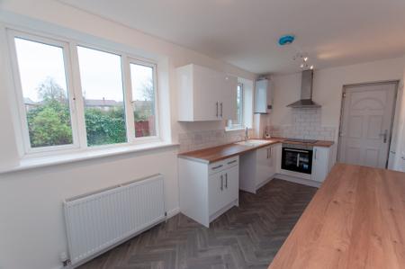 3 bedroom Semi-detached house to let in Primrose Ave, South Shields, NE34