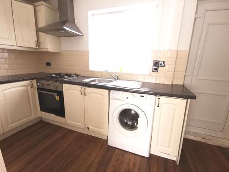 2 bedroom Semi-detached house to let in Hawkesley Road, Sunderland, SR4