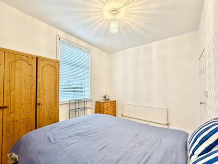 2 bedroom Flat for sale in Oswin Avenue, Forest Hall, Newcastle upon Tyne, NE12