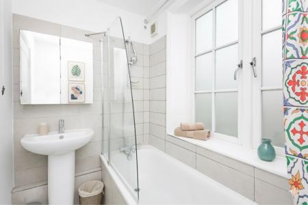 1 bedroom Flat for sale in Oakhurst Grove, East Dulwich, London, SE22