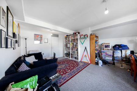 1 bedroom Flat for sale in Sandhurst Road, Catford, London, SE6