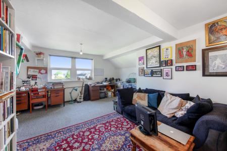 1 bedroom Flat for sale in Sandhurst Road, Catford, London, SE6