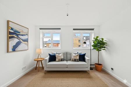 1 bedroom Flat for sale in Shenley Road, Camberwell, London, SE5