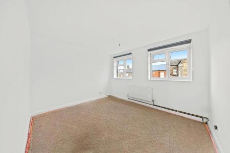 1 bedroom Flat for sale in Shenley Road, Camberwell, London, SE5