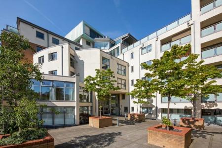 1 bedroom Flat to let in Peckham Rye, Peckham, London, SE15