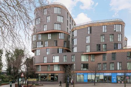 2 bedroom Flat for sale in Station Road, Sidcup, London, DA15