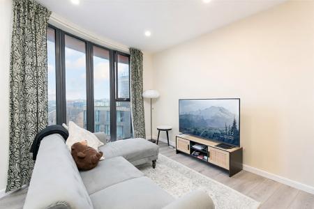 2 bedroom Flat for sale in Station Road, Sidcup, London, DA15