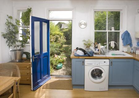 2 bedroom Terraced House to let in Woodcote Place, West Norwood, London, SE27