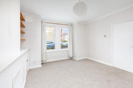 2 bedroom Terraced House to let in Woodcote Place, West Norwood, London, SE27