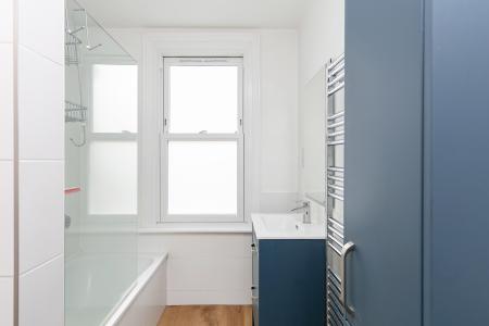 2 bedroom Terraced House to let in Woodcote Place, West Norwood, London, SE27