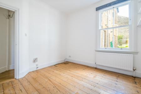 2 bedroom Flat for sale in Goodrich Road, East Dulwich, London, SE22