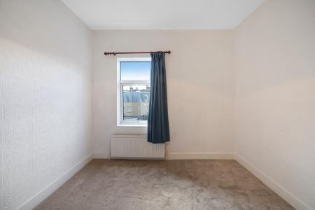 2 bedroom Flat to let in Underhill Road, East Dulwich, London, SE22