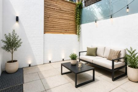 4 bedroom Terraced House for sale in Davids Road, Forest Hill, London, SE23
