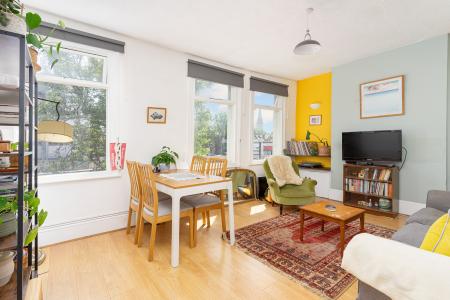 2 bedroom Flat for sale in Stanstead Road, Forest Hill, London, SE23