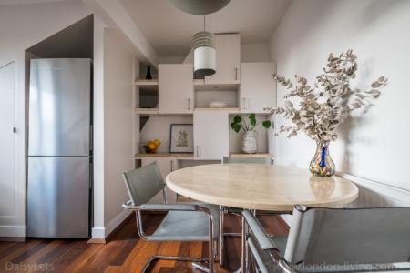 1 bedroom Flat to let in Lordship Lane, East Dulwich, London, SE22