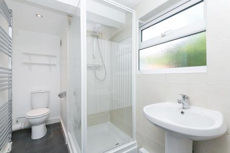 1 bedroom Flat to let in Rodwell Road, East Dulwich, London, SE22