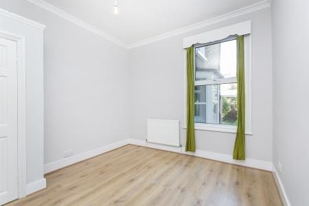 1 bedroom Flat to let in Rodwell Road, East Dulwich, London, SE22