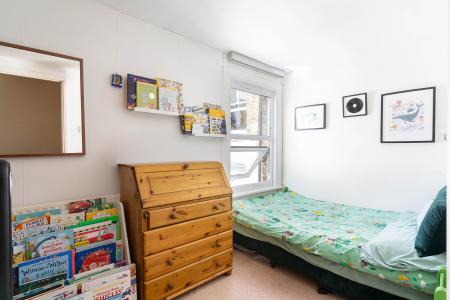2 bedroom Flat to let in Bellenden Road, Bellenden, London, SE15