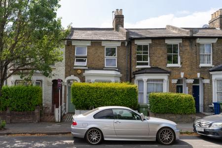 2 bedroom Flat to let in Bellenden Road, Bellenden, London, SE15