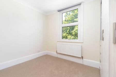 2 bedroom Flat to let in Waldram Park Road, Forest Hill, London, SE23