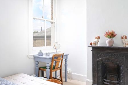3 bedroom Semi-detached house for sale in Dunstans Road, London, SE22