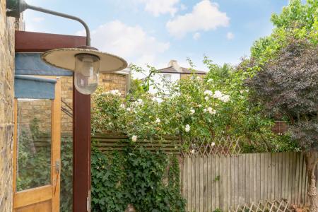 3 bedroom Semi-detached house for sale in Dunstans Road, London, SE22