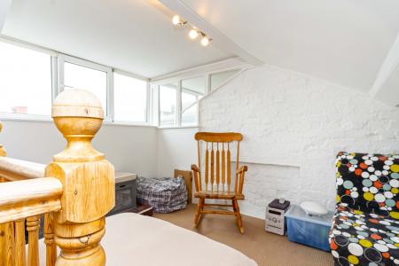 3 bedroom Semi-detached house for sale in Dunstans Road, London, SE22