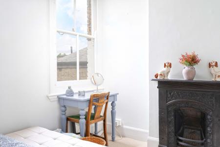 3 bedroom Semi-detached house for sale in Dunstans Road, London, SE22