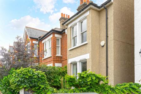 3 bedroom Semi-detached house for sale in Dunstans Road, London, SE22