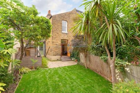 3 bedroom Semi-detached house for sale in Dunstans Road, London, SE22