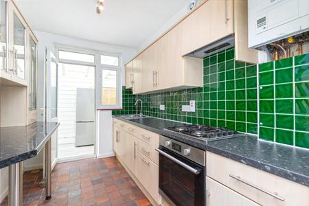 3 bedroom Semi-detached house to let in Tulsemere Road, West Norwood, London, SE27