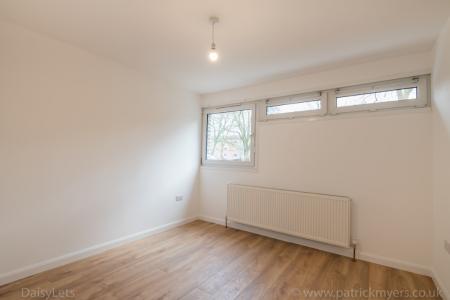 1 bedroom Flat to let in North Crofts, Sydenham Hill, Forest Hill, London, SE23