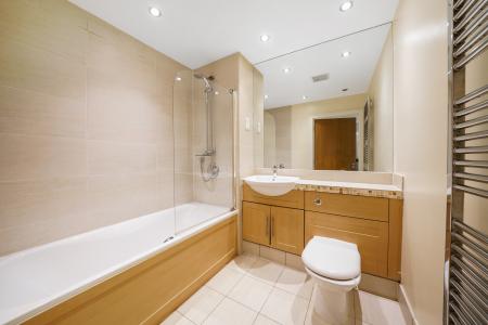 2 bedroom Flat to let in Taymount Rise, Forest Hill, London, SE23
