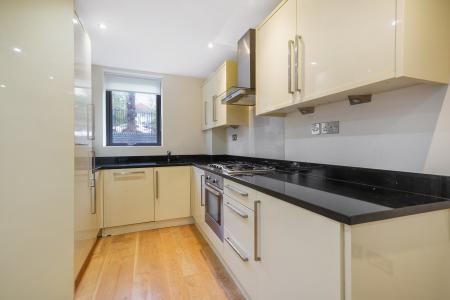 2 bedroom Flat to let in Taymount Rise, Forest Hill, London, SE23